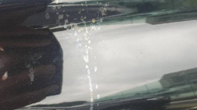 주차 하셨는데  누수피해 시멘트 물이 떨어진 차량 약품세차